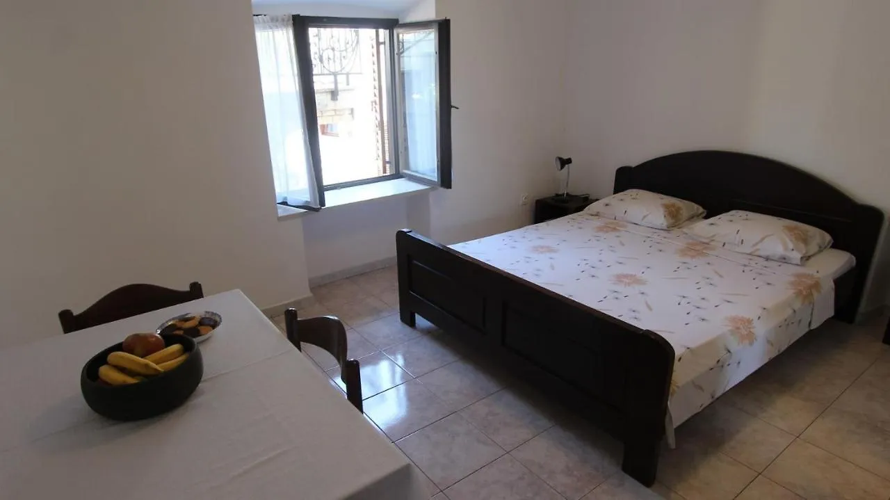 Apartments Eva Malinska Croatia