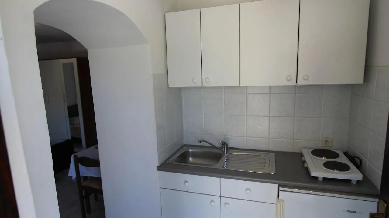 Apartments Eva Malinska Croatia