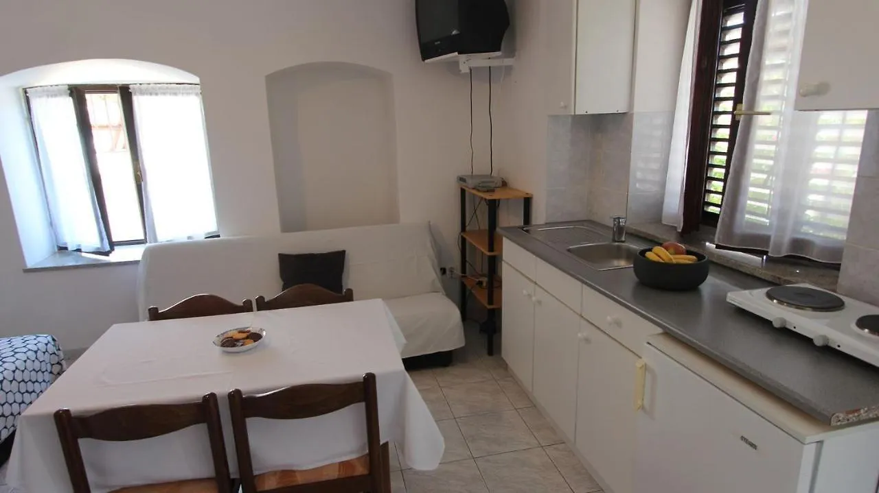 Apartments Eva Malinska